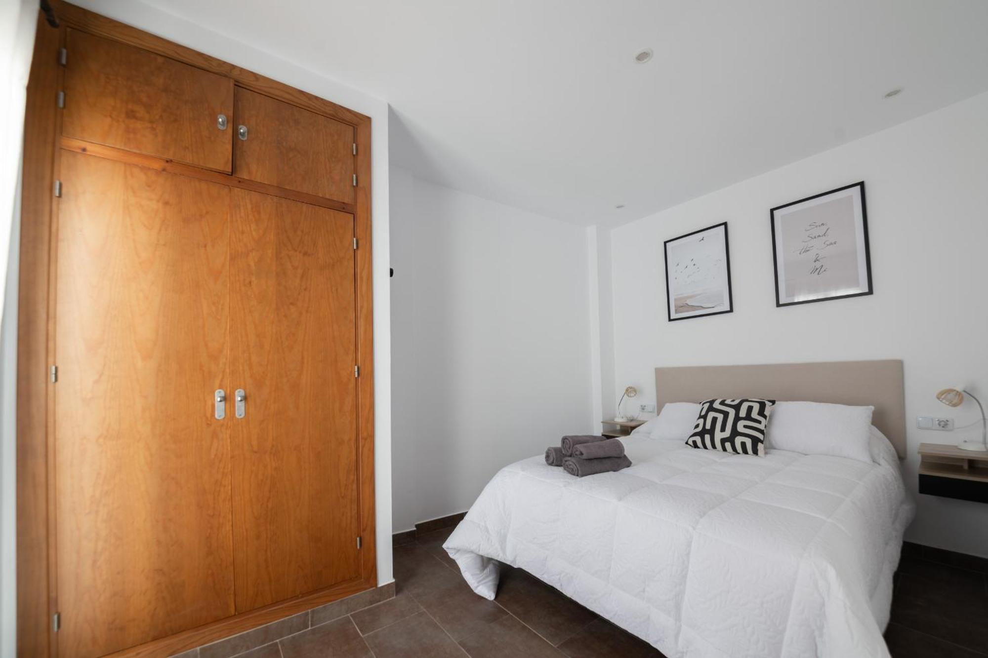 Apartamentos La Vista Конил-де-ла-Фронтера Екстериор снимка